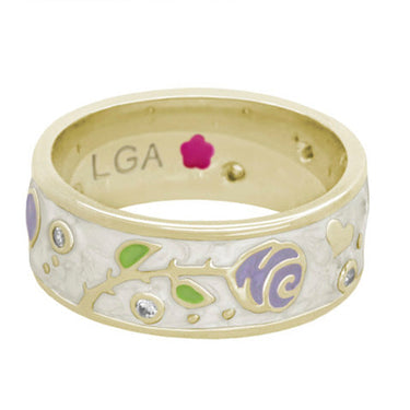 Daisy Love Band Ring in beige enamel on a gold-finish brass band