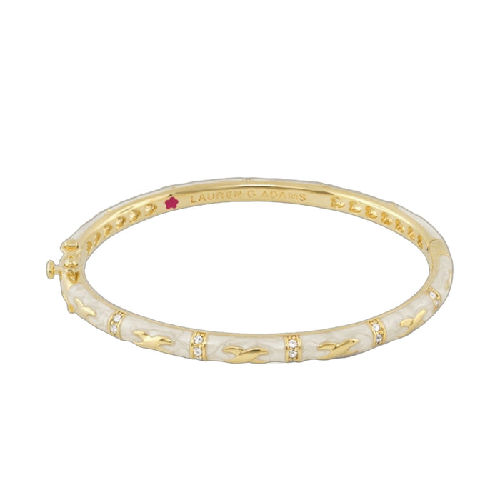 Elegant Hugs Bangle