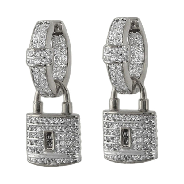 Hoope earring with hanging luck