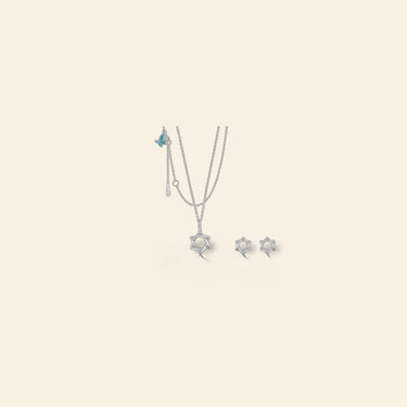 Sydney Leigh Star Necklace & Earrings Set